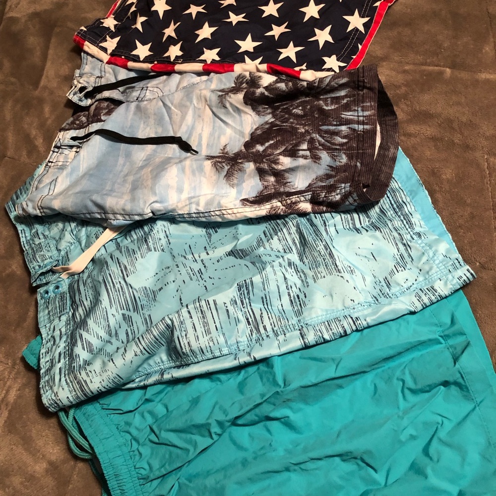 Various shorts bundle! NEED GONE!